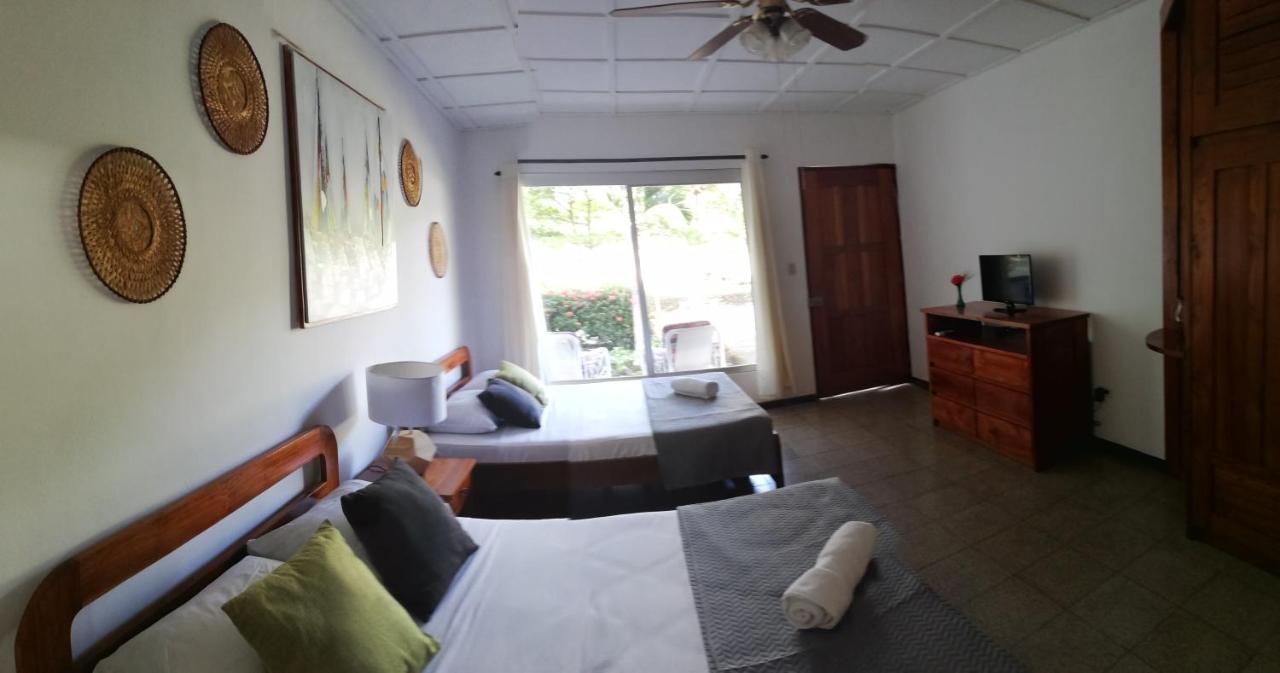 Hotel La Isla Парита Екстериор снимка