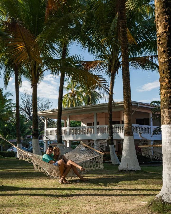 Hotel La Isla Парита Екстериор снимка